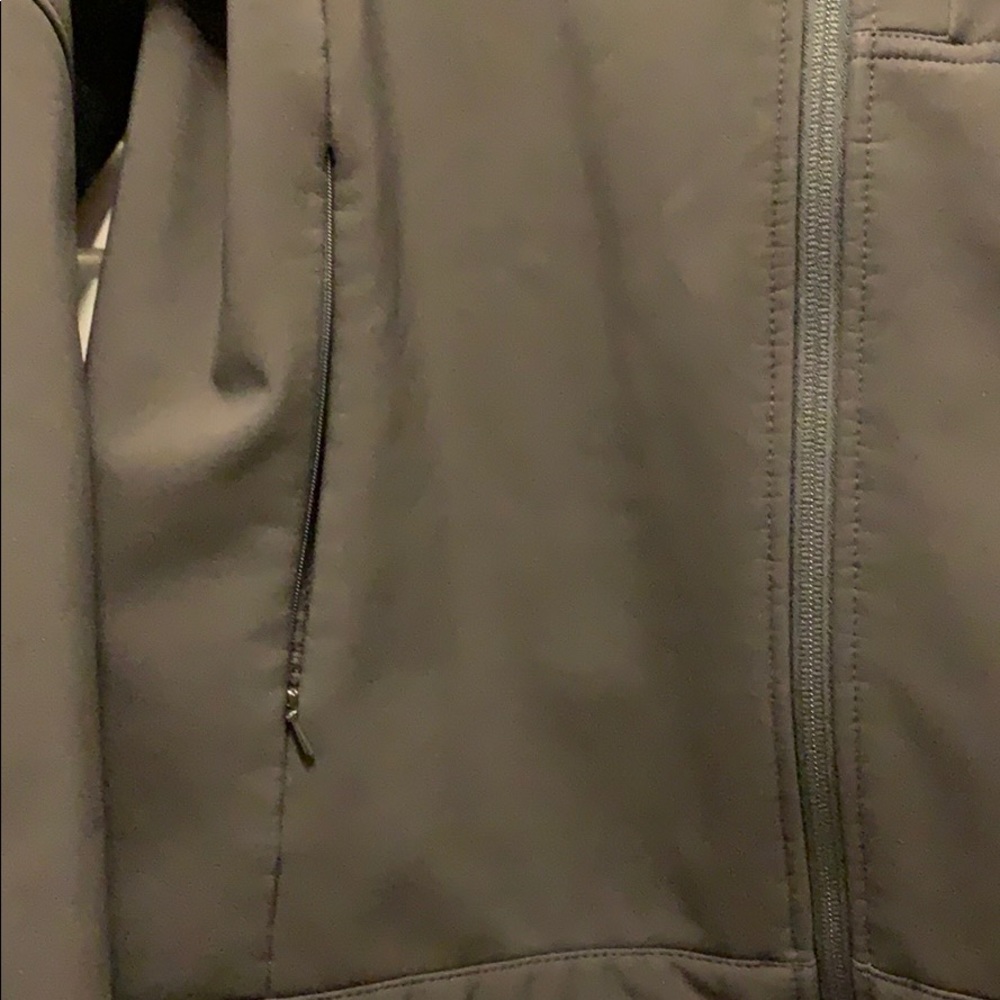 North Face Jacket - Picture 4 of 6